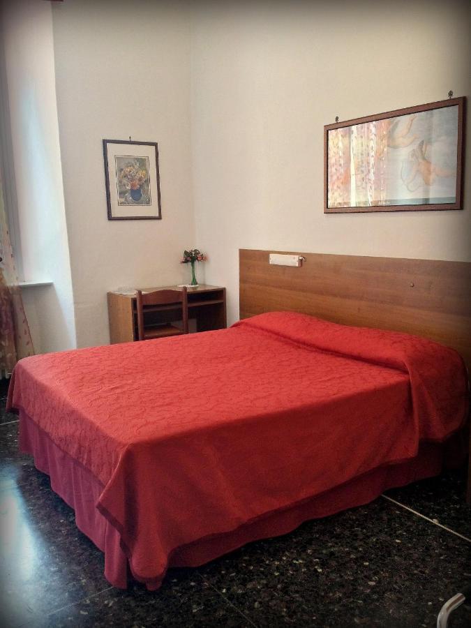 Hotel Triestina Noli Exteriör bild