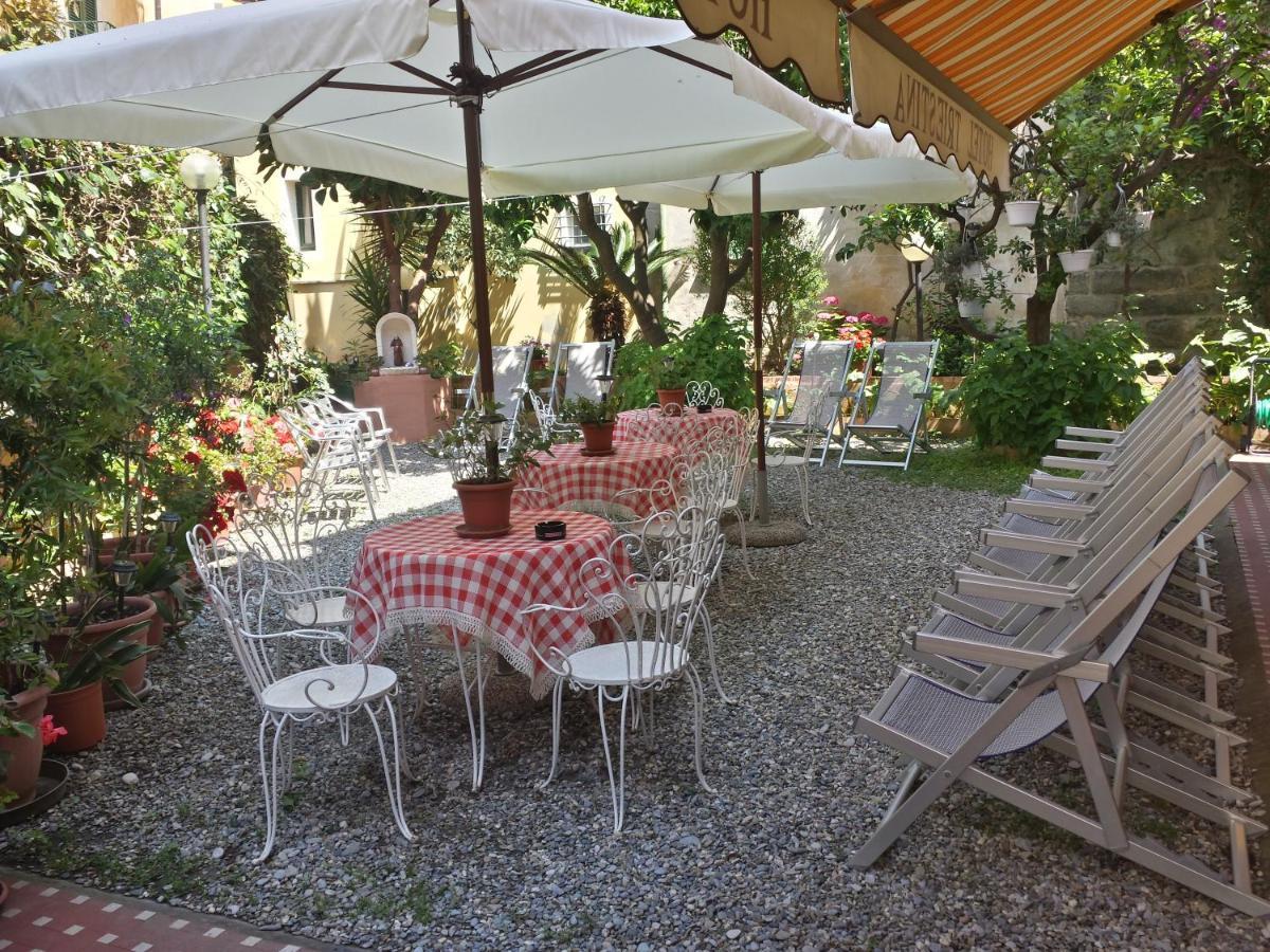 Hotel Triestina Noli Exteriör bild