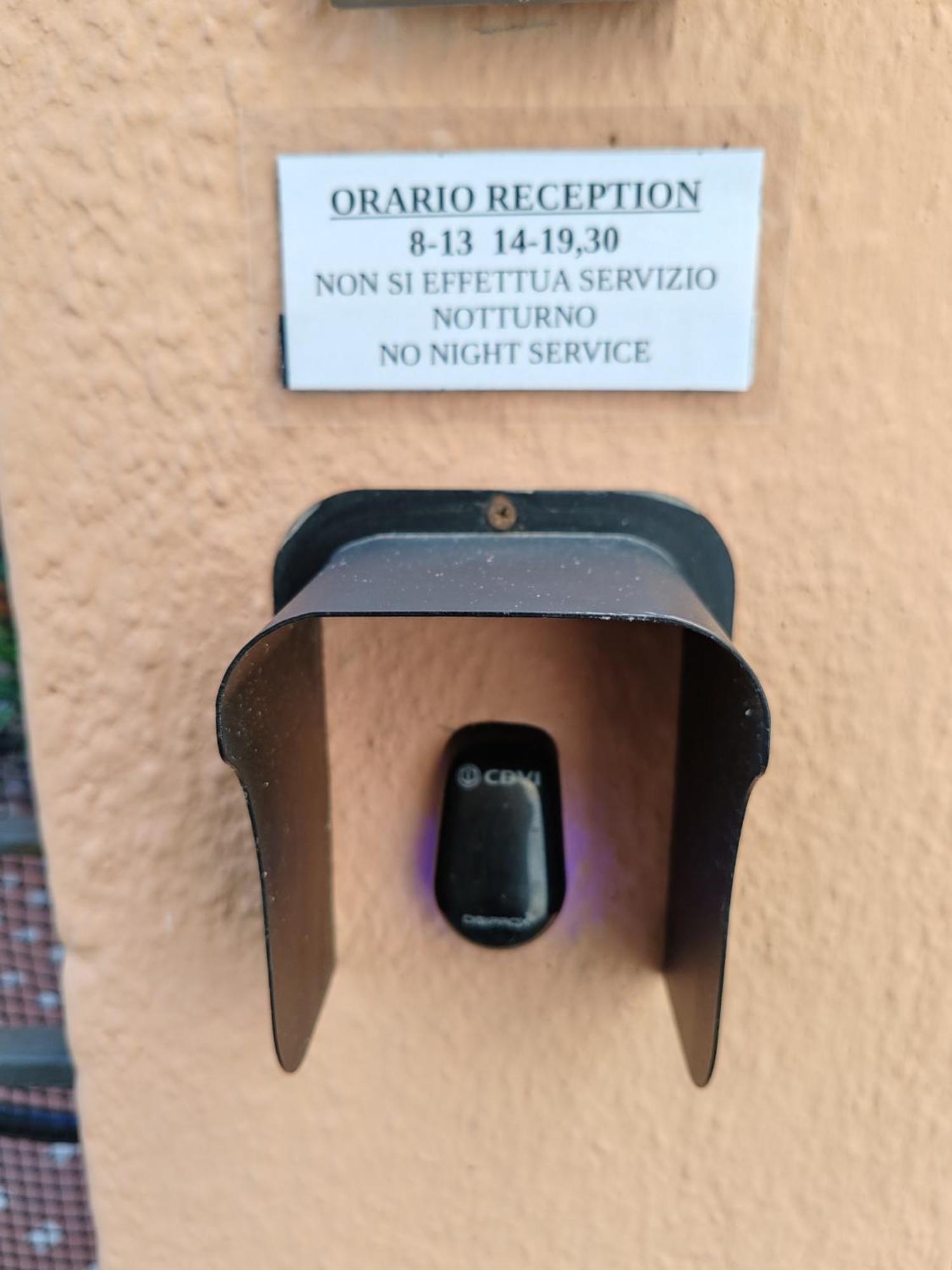 Hotel Triestina Noli Exteriör bild
